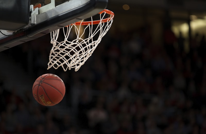 Basketball play