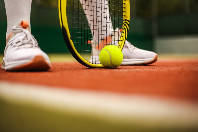 Tennis serve